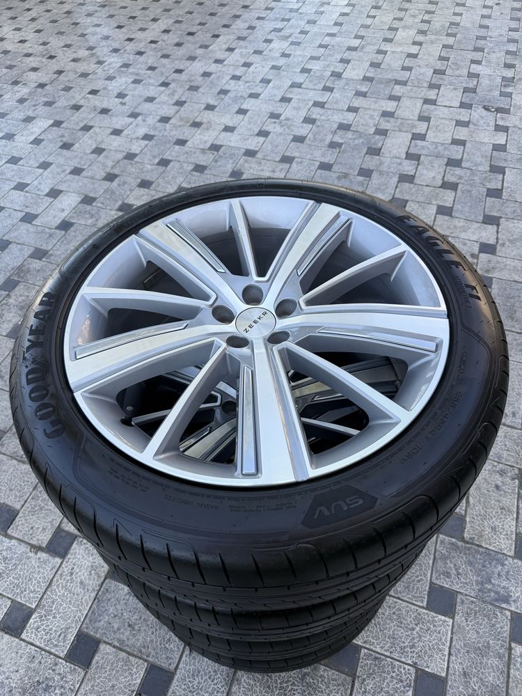 Zeekr 001 R 21 diska balon 255”45”21 goodyear yengi peregon arginal