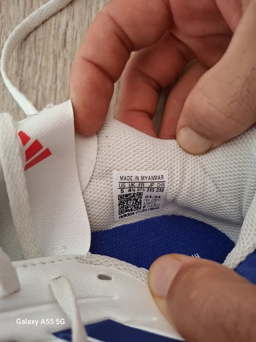 Vând ghete fotbal Adidas COPA