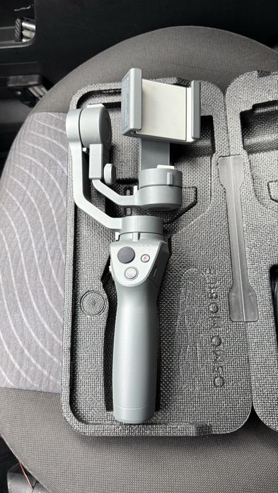Стабилизатор DJI Osmo mobile 2