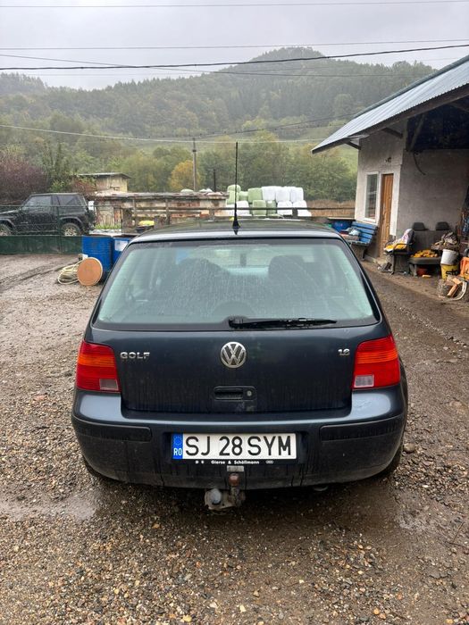 Vând golf 4 1.6 16v