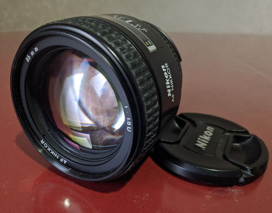 Nikkor 85mm f1,8D