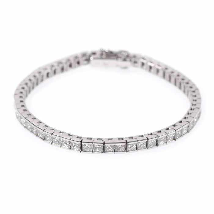 Brățară tennis din aur alb 18k cu diamante naturale, 8.40 ct.