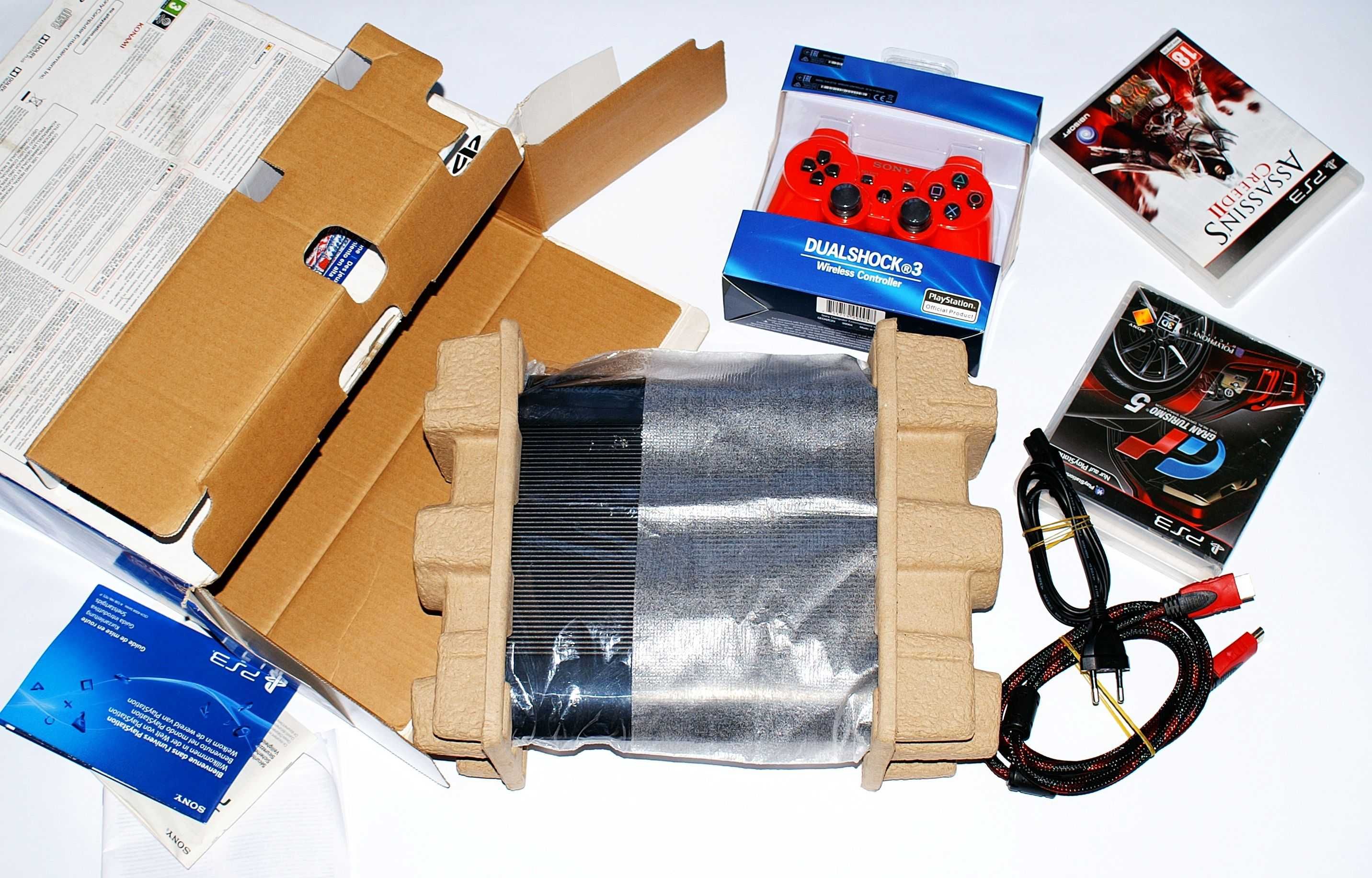 PS3 500GB PlayStation Плейстейшън 3 ПС3 с кутия, два конролера и игри