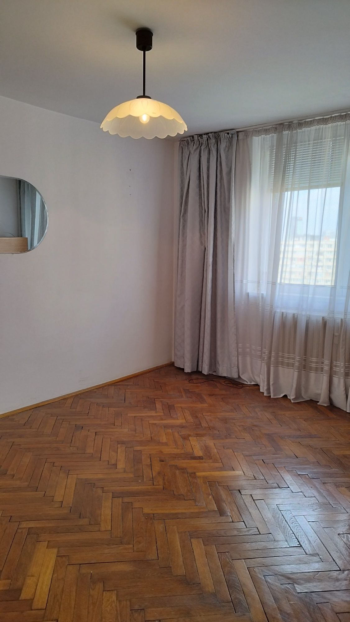 Particular, vand apartament 3 camere-Dinicu Golescu-Gara de Nord