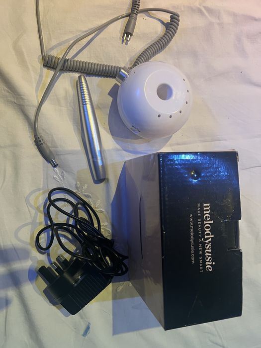 Pila electrica pentru manichiura