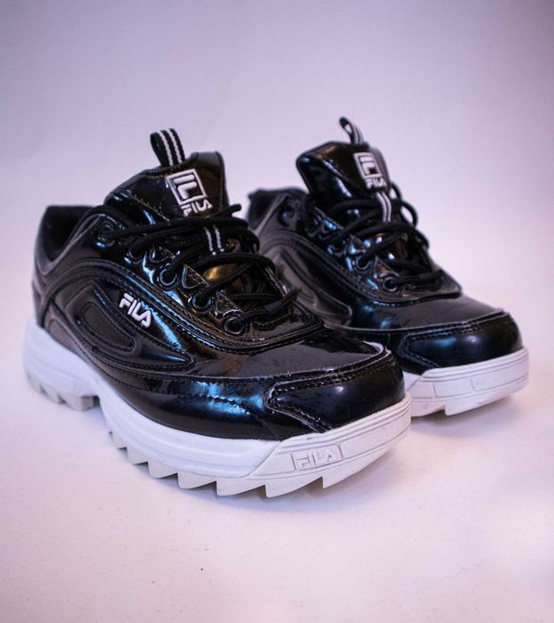 Adidasi Alexander McQueen -|- FILA Distorter -|- Adidas Racer TR21