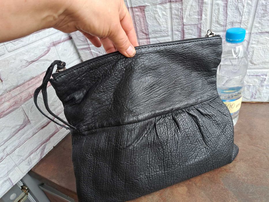 дамска чанта,малка черна чантичка,клъч,протмоне-естествена кожа