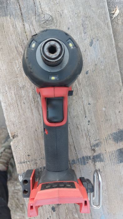 Masina de insurubat cu impact Milwaukee FID 3 nefuncțional