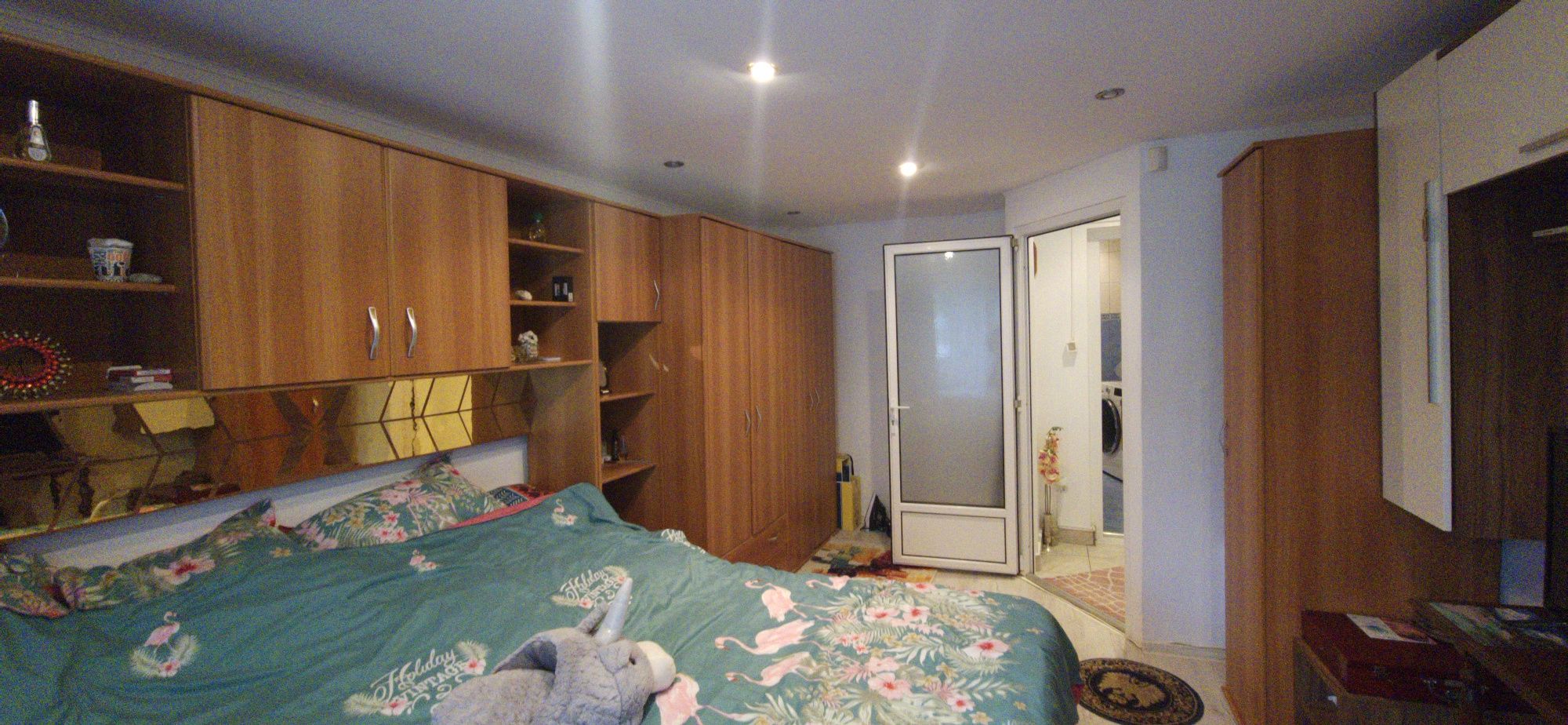 Apartament Codrisor , 2 camere decomandat.