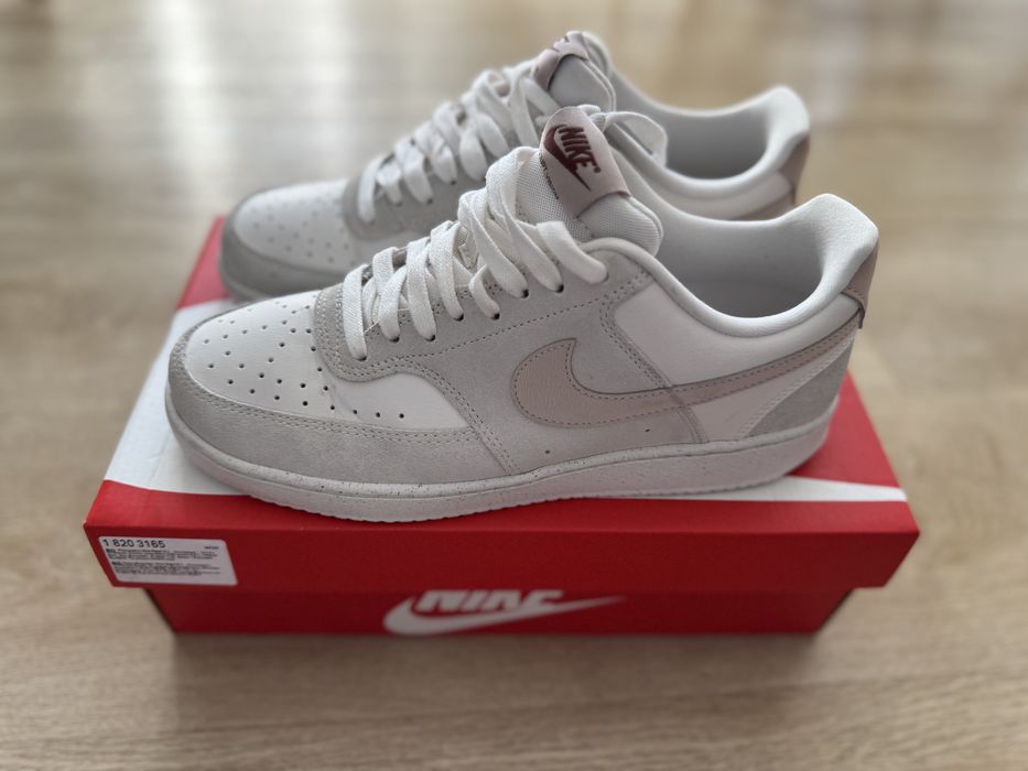 Adidasi Nike Court Vision