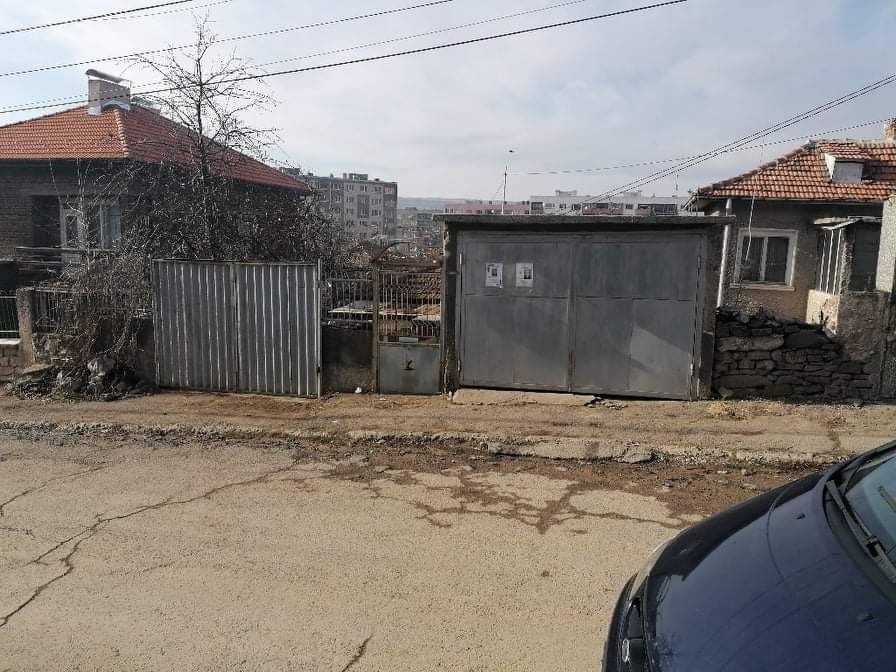 Продава се Къща в Радомир - 120 кв.м за 510 €/кв.м - Снимка #2