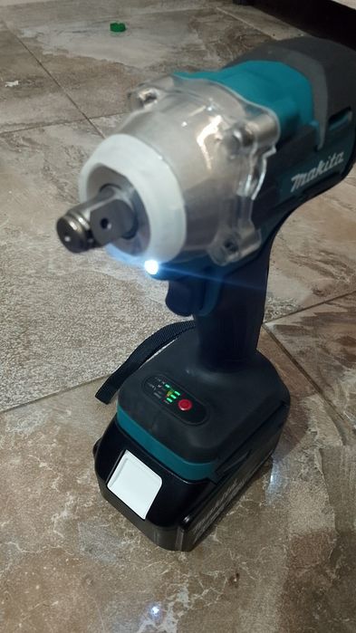 Impact înșurubat Makita DTW285