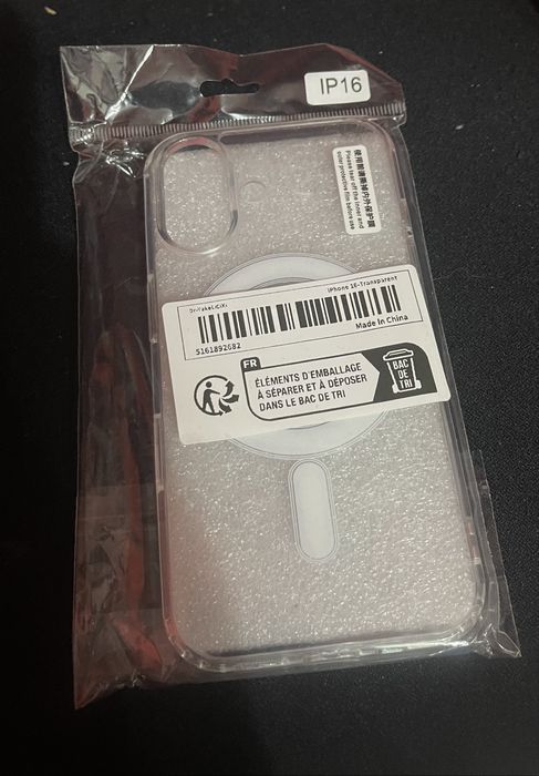 Калъф за iPhone 16 чисто нов