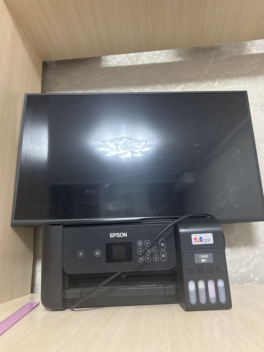 Телевизор ава. Разбит экран