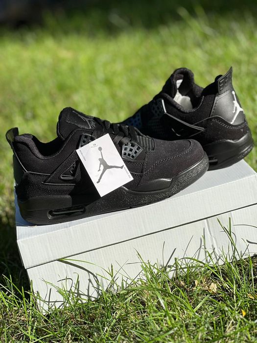 Jordan 4 Black cat