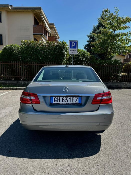 Mercedes-Benz E 220 CDI Avantgarde, Automată, decembrie 2010
