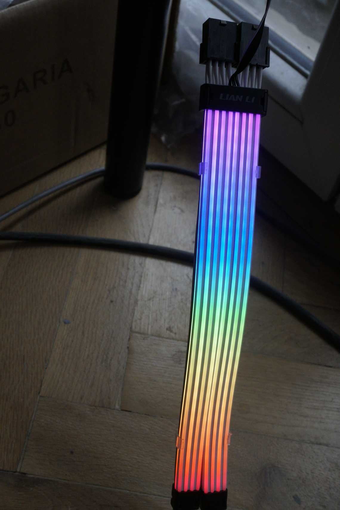 Lian Li Strimer Plus 2x8pin PCIe RGB / Вкл.ДДС
