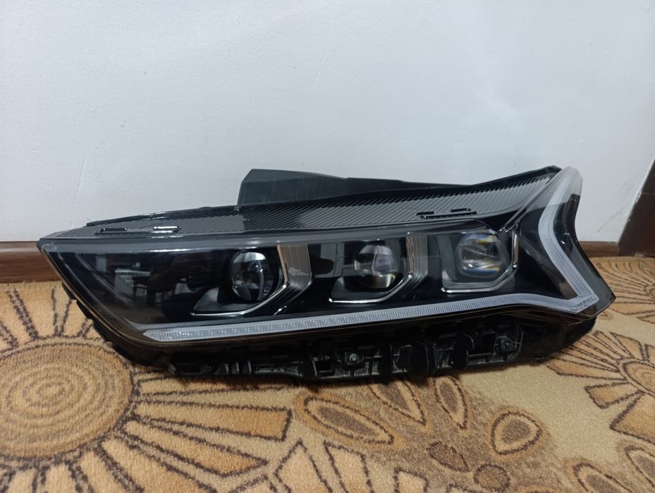 Киа К5 фары и фонари