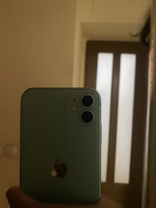 обменяю айфон вместе с пк