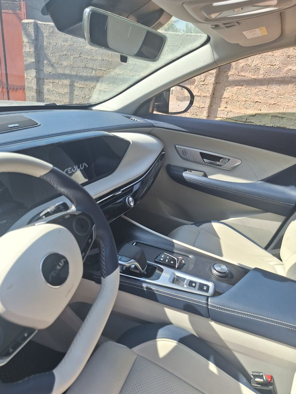 Продам свою ласточку DONGFENG AEOLUS HUGE 2024 Чёрный цвет в идеальном
