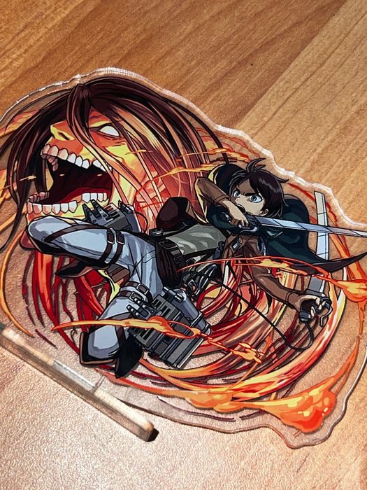 Срочно!Акриловая подставка “Attack on Titan” Аниме