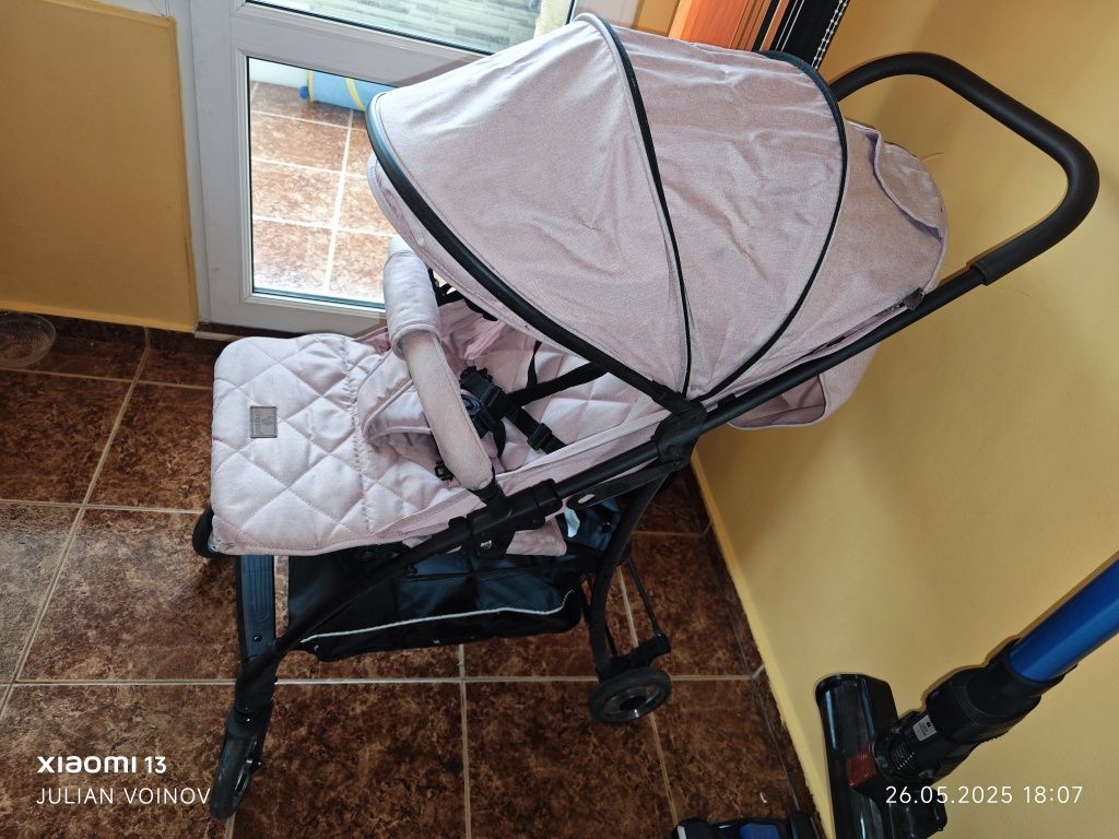 Бебешка количка Cangaroo London