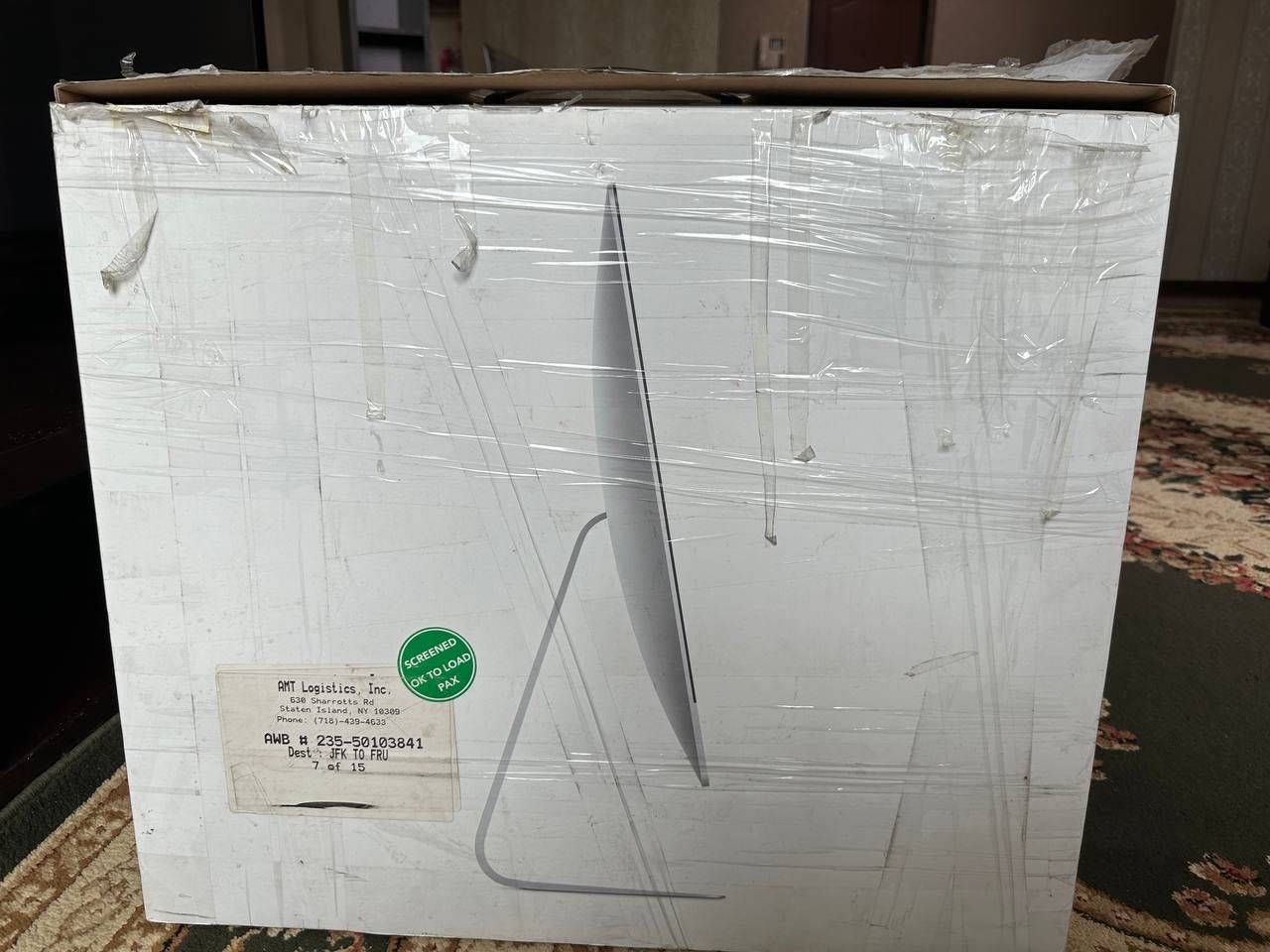 21.5 Inch Imac with Retina 4K display