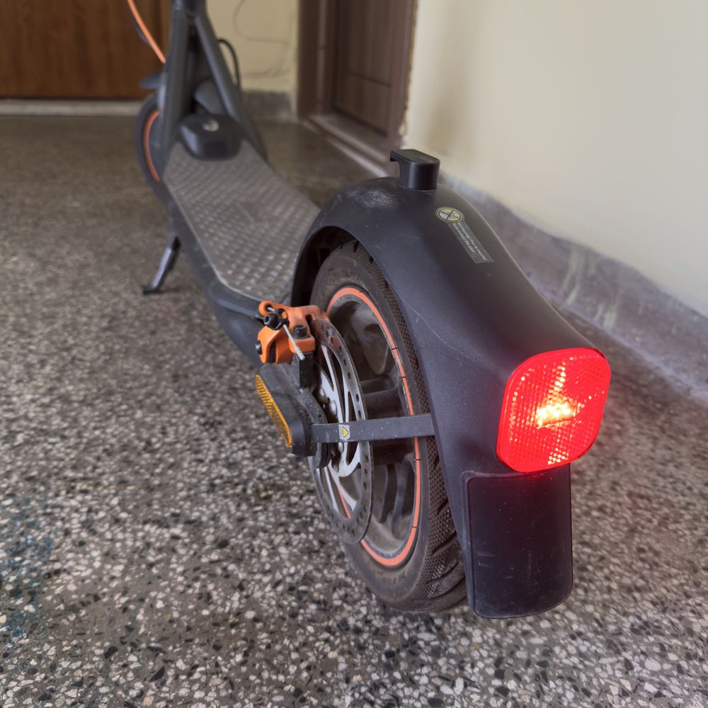 Електрическа тротинетка Ninebot F40E Segway