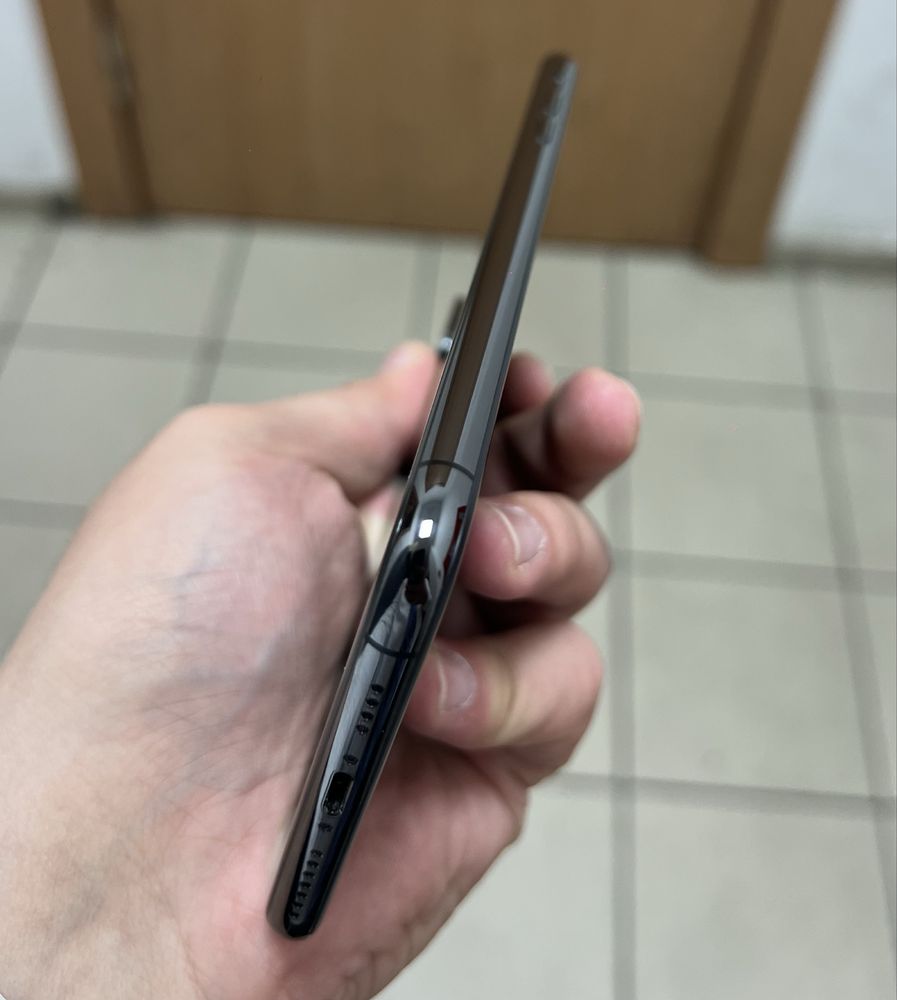 iPhone XS MAX LL/A 64gb yengide