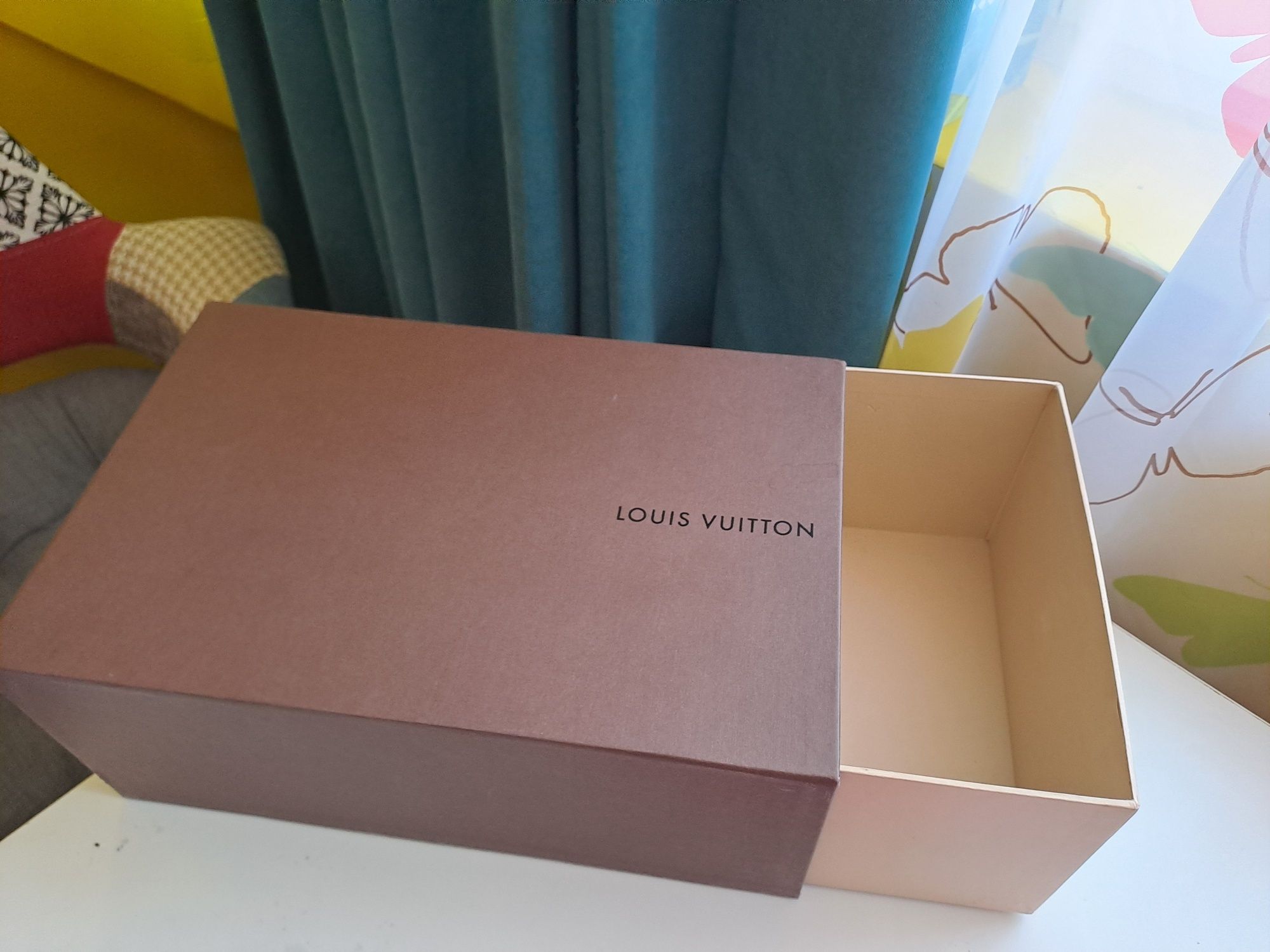 Луксозни кутии Louis Vuitton, Gucci, Dior