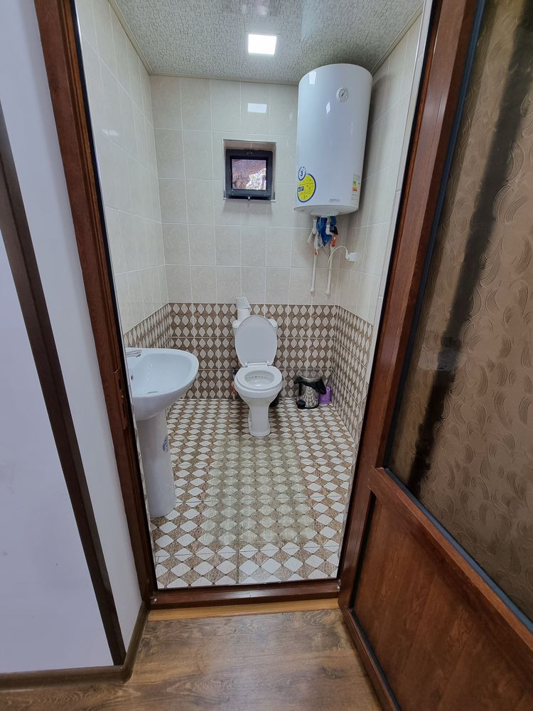 Sarmishsoyda Zamonaviy Dacha Sotiladi