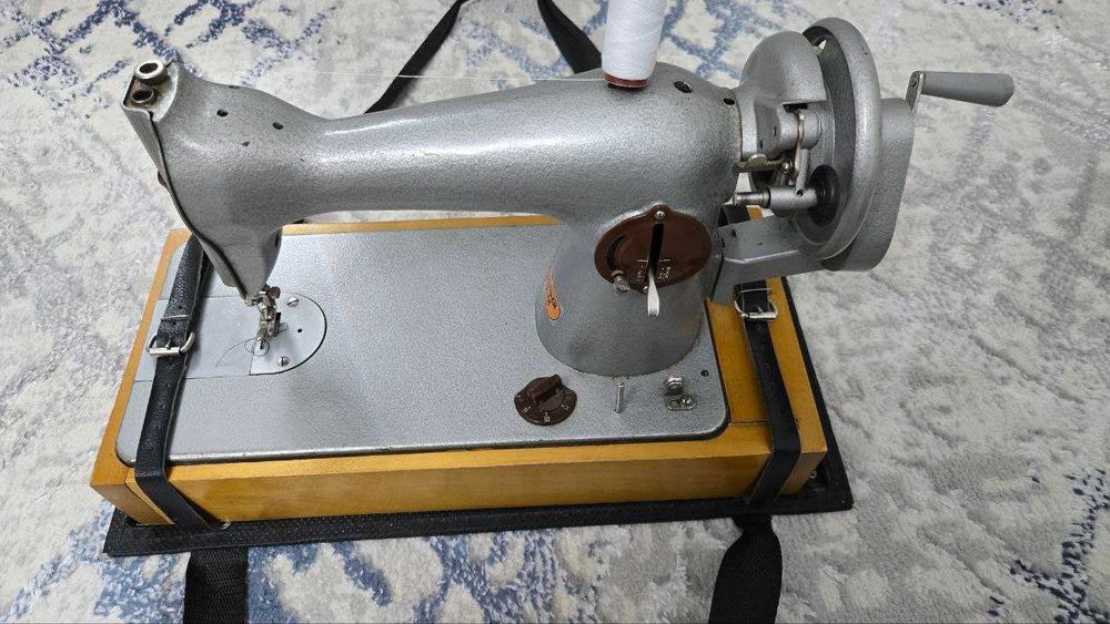 Продается Ручная Швейная Машинка Подольск