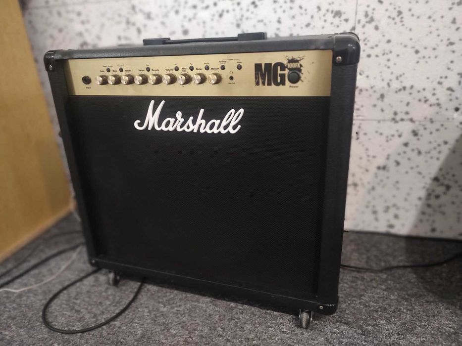 Китарен усилвател Маршал