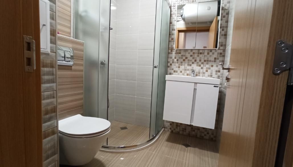 Дава се под наем Двустаен апартамент в Пловдив, Южен - 65 кв.м за 350 € - Снимка #3