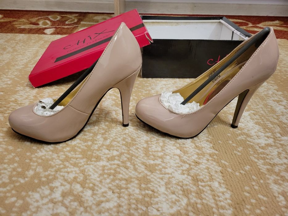 Pantofi cu toc nude (12 cm)