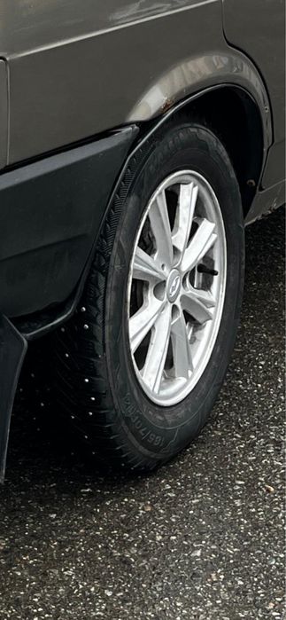 Обмен аттика р14 резина зима отличная