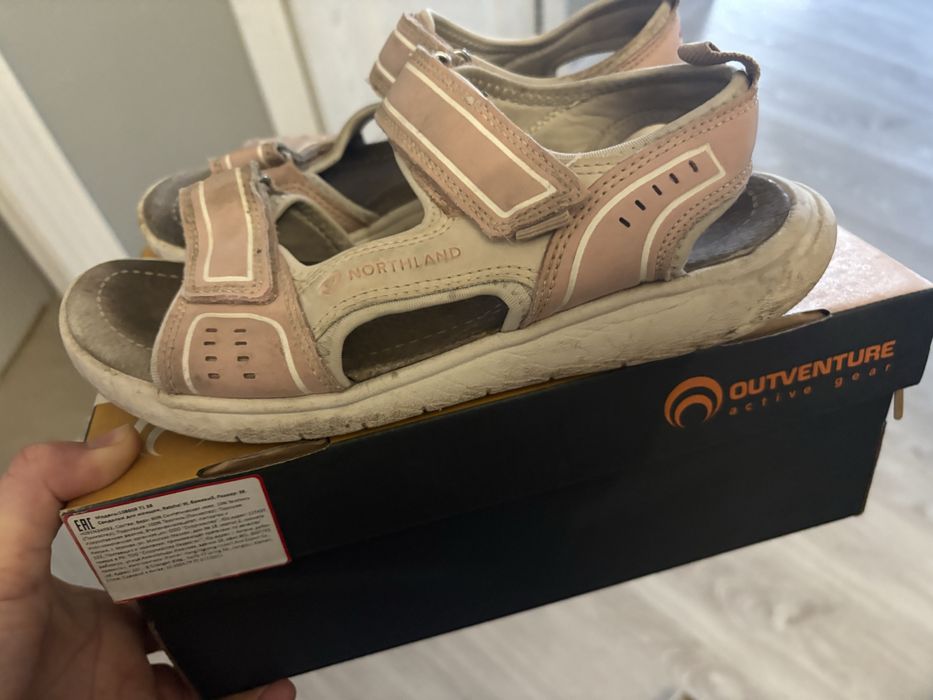 Сандали на девочку