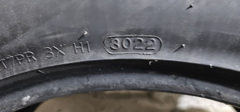 Cauciucuri Hankook Winter I'cept Evo3 de iarna 255/55/19.
Dot -