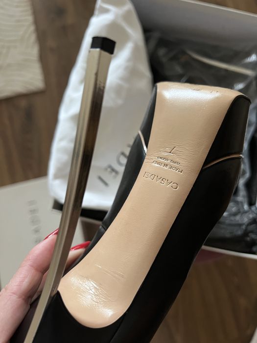 Обувки casadei 37 номер