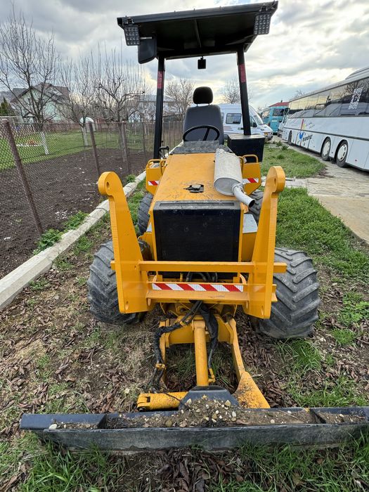 Sapator santuri case 560 trencher