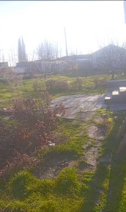 Участка сотилади 7 соток