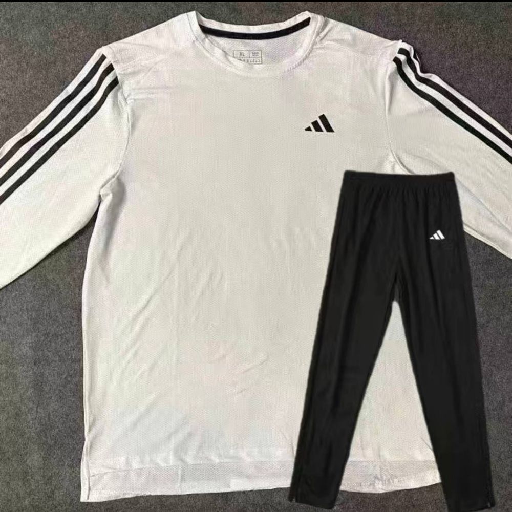 Продам костюмы adidas