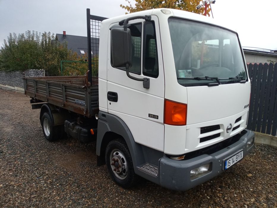 De vânzare Nissan Atleon