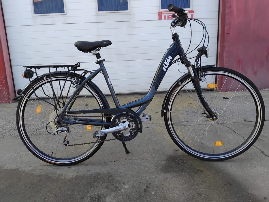 Vând bicicleta ktm din aluminiu pentru damă