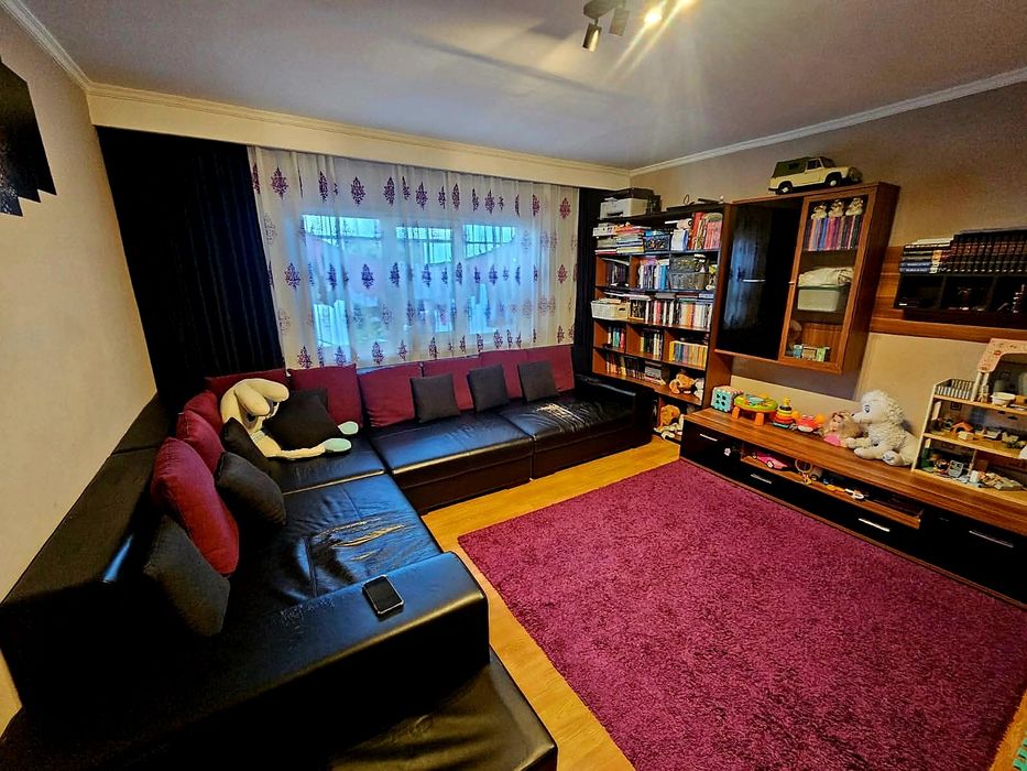 Apartament cu 3 camere de vânzare in Curtea de Arges (74,82 m²)