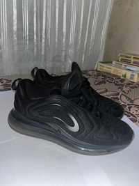 Кроссовки Nike Air Max 720