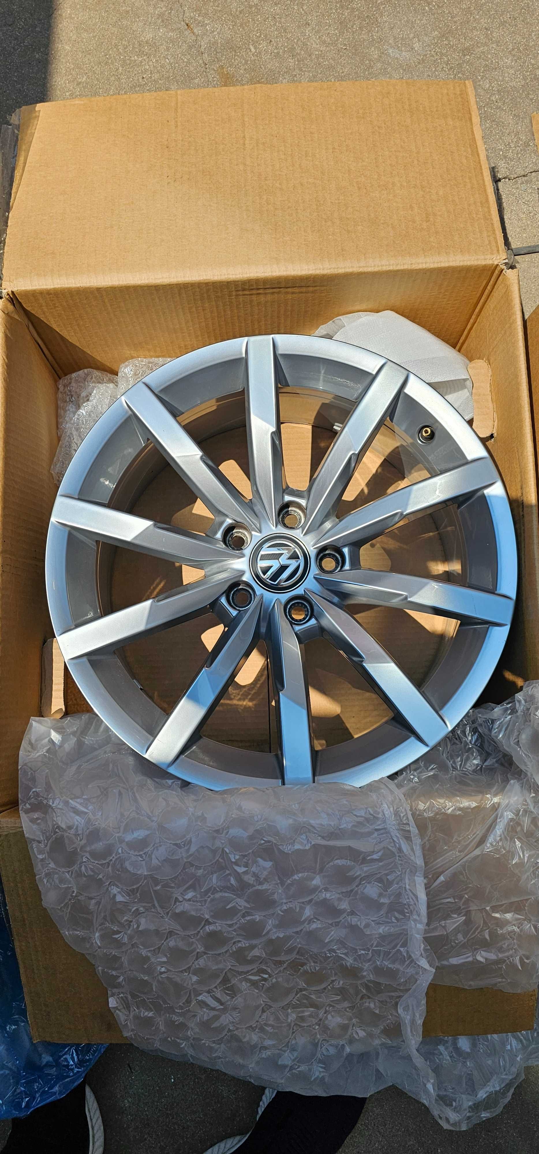Джанти монтерей 18, monterey пасат В8, Volkswagen, Passat B8