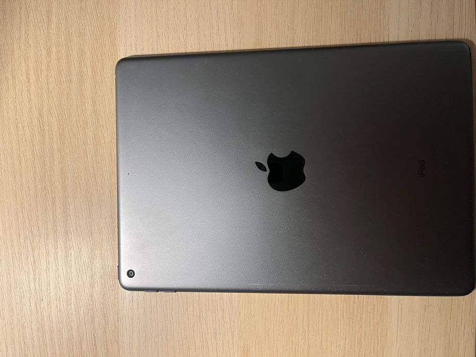 iPad 7, 10.2", 64GB, Wi-Fi, Space Grey not functional, for screen only