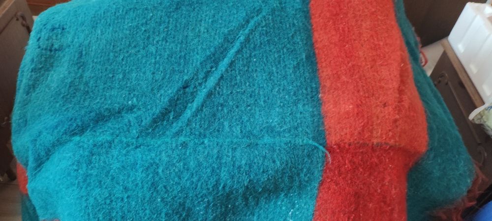 Вълнени одеала ръчно тъкани  чисто нови