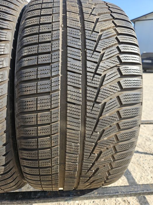 Vând anvelope iarna 265/35/19 265/35r19 HANKOK